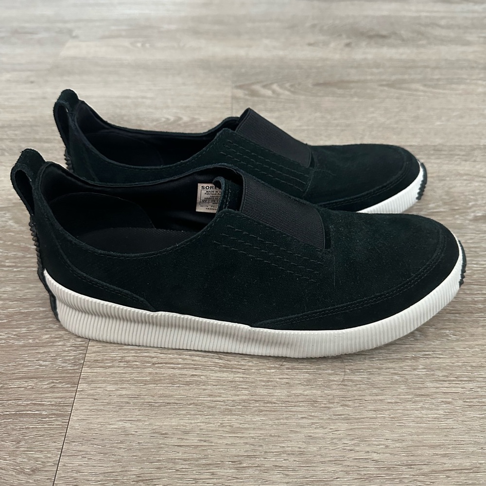 Sorel Out N About Plus Slip On Sneaker Black Women’s Size 9.5